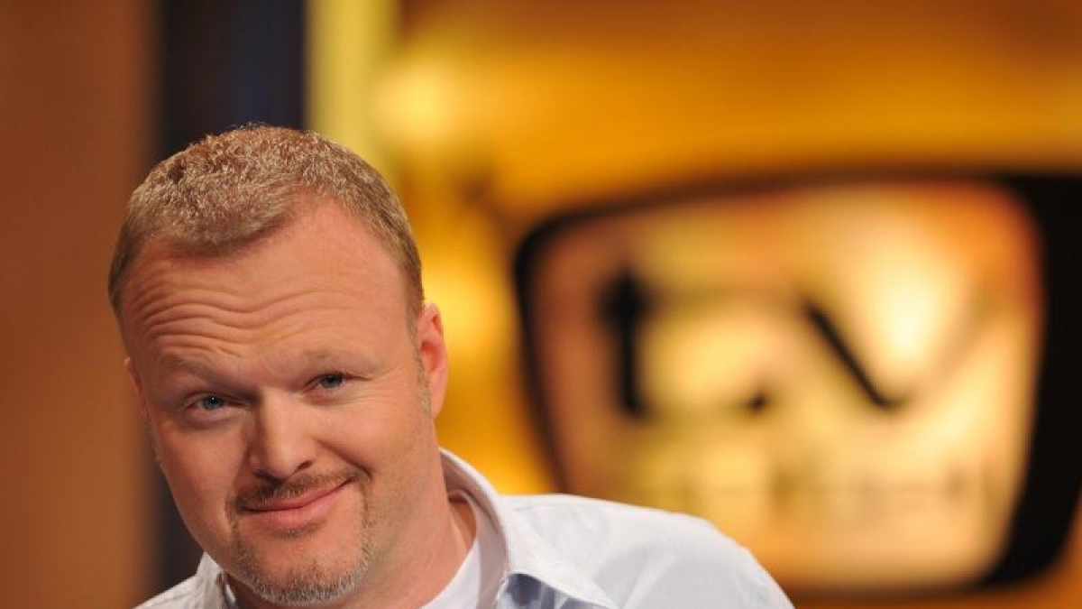 Stefan Raab h&ouml;rt 2015 im TV auf. (Foto)