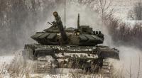 Putins Soldaten verstecken sich mitunter in ihren Panzern.