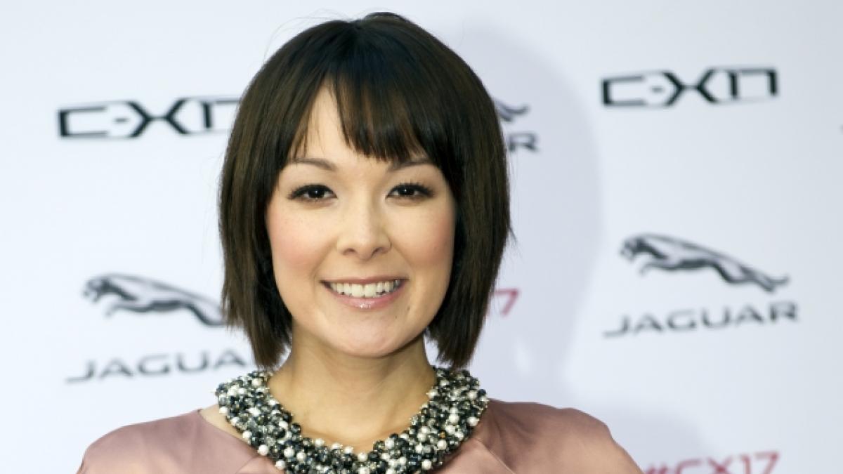 Moderatorin Nela Lee trauert um ihre verstorbene Mutter. (Foto)