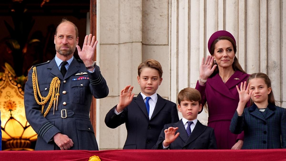 Im Hinblick auf die Zukunft ihrer Kinder Prinz George, Prinz Louis und Prinzessin Charlotte wollen Prinz William und Prinzessin Kate keinesfalls Fehler der Royals-Vergangenheit wiederholen. (Foto)