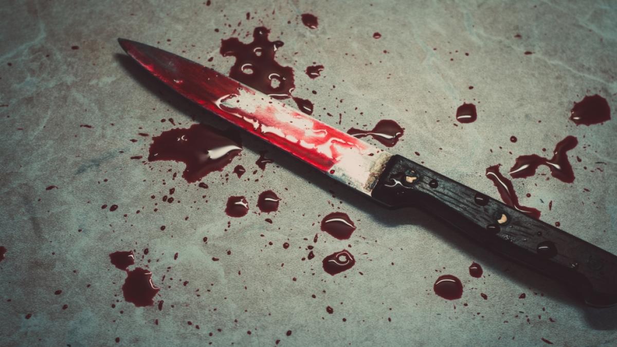 In Berlin Hellersdorf sind bei einer Messer-Attacke vier Menschen verletzt worden (Symbolbild). (Foto)