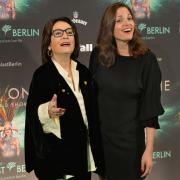 Nana Mouskouri mit ihrer Tochter Helene Petsilas.