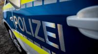 Die Polizei ermittelt gegen zwei Mädchen, die beschuldigt werden, einen Mann mit Benzin übergossen und angezündet zu haben (Symbolbild).