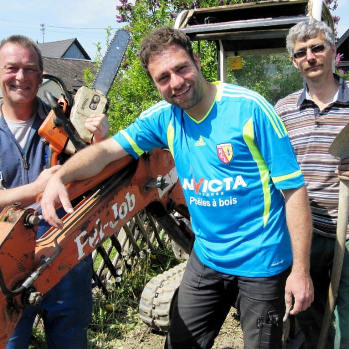 Wer bringt Claus, Ralf und Baggerkönig Henrik privat auf Trab?