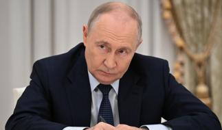 Tausende junge Russen flüchten vor Putins Krieg.