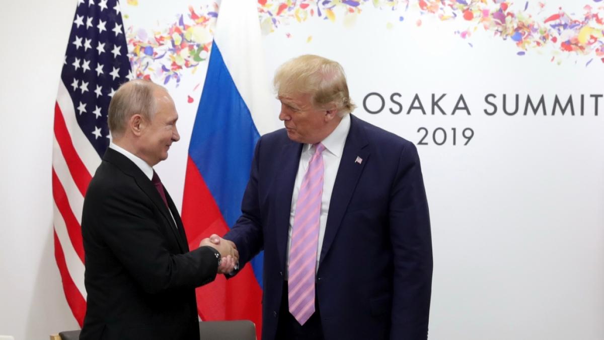Konnte Donald Trump (r.) Wladimir Putin kontrollieren? (Foto)