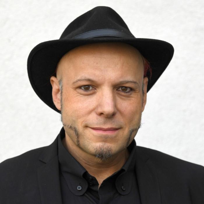 Gothic-Sänger nach Konzert zusammengebrochen