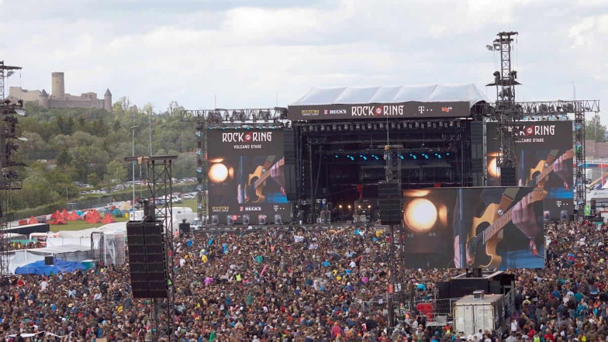 Nach zwei Jahren Corona-Pause d&uuml;rfen Musikfans endlich wieder bei Rock am Ring und Rock im Park feiern. (Foto)