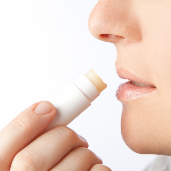 Labello und Co. - Machen Lippenpflege-Stifte tatsächlich süchtig?