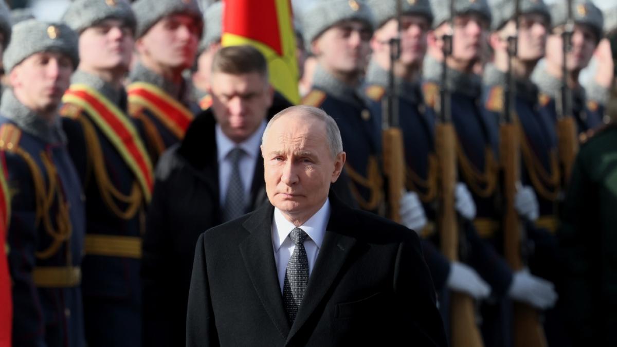 L&auml;sst Wladimir Putin wie der sowjetische Diktator Josef Stalin Menschen ermorden, um seine Macht zu erhalten? (Foto)