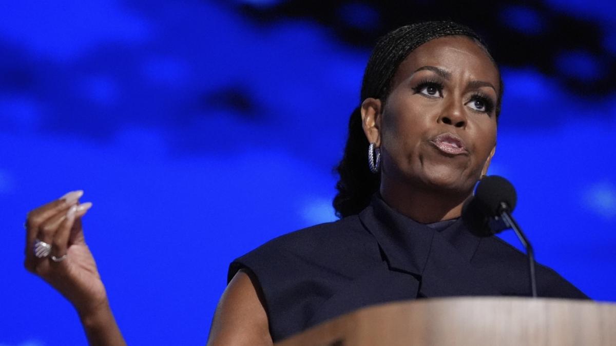 Michelle Obama, die als Ehefrau von Barack Obama von 2009 bis 2017 First Lady der USA war, attackierte Donald Trump in ihrer Rede scharf und erntete daf&uuml;r tosenden Applaus. (Foto)