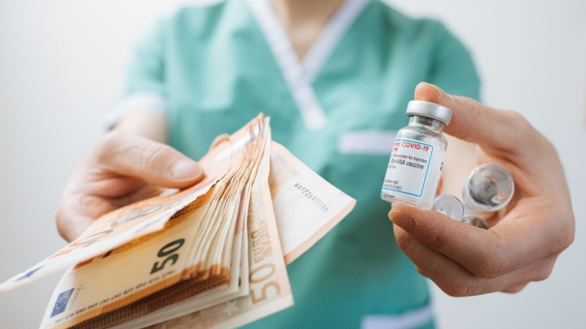 Geldbelohnung f&uuml;r einen Piks! Wird die Impfung gegen Corona bald finanziell belohnt?&nbsp; (Foto)