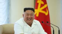 Kim Jong-un hat im Urlaub offenbar mächtig was zu lachen.