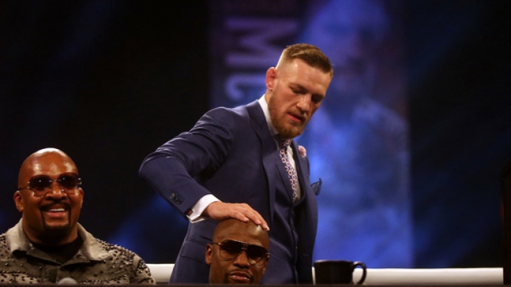 Conor McGregor (oben) tritt gegen Floyd Mayweather an.