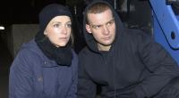 Lilly (Iris Mareike Steen) und Chris (Eric Stehfest) sind zur Helplet-Zentrale gefahren.