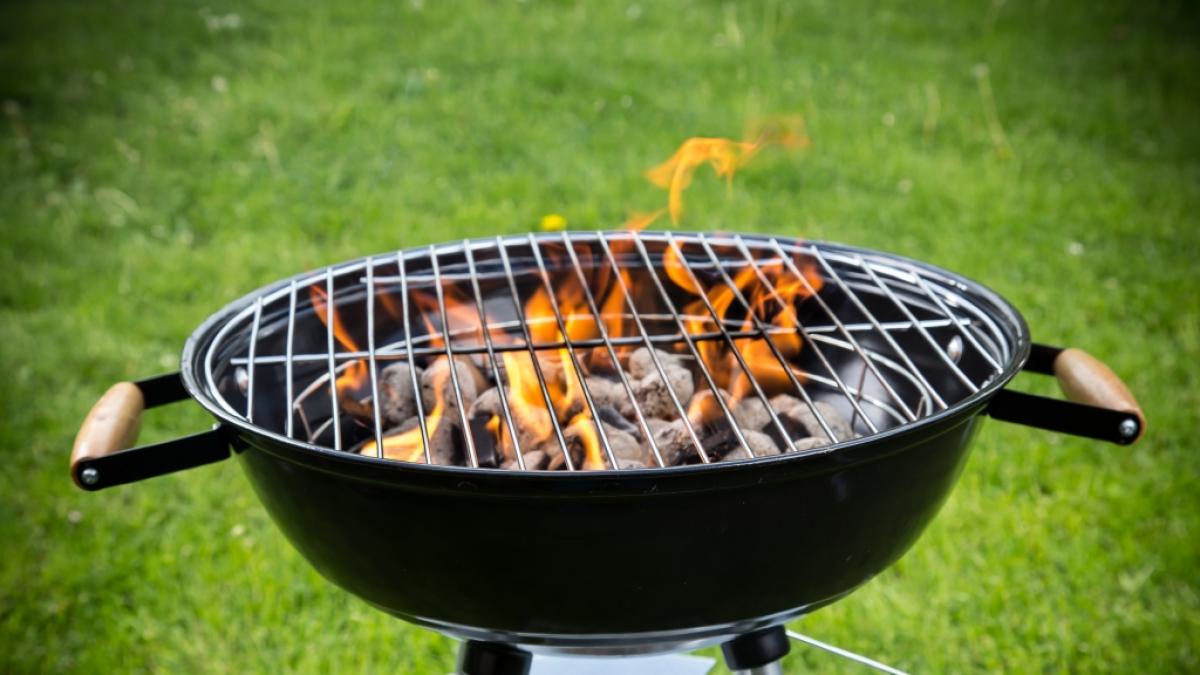 Beim Grillen kam es zu einer Explosion. (Foto)