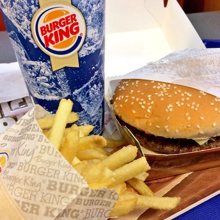 Lebenslang gratis Burger essen - unter einer Bedingung