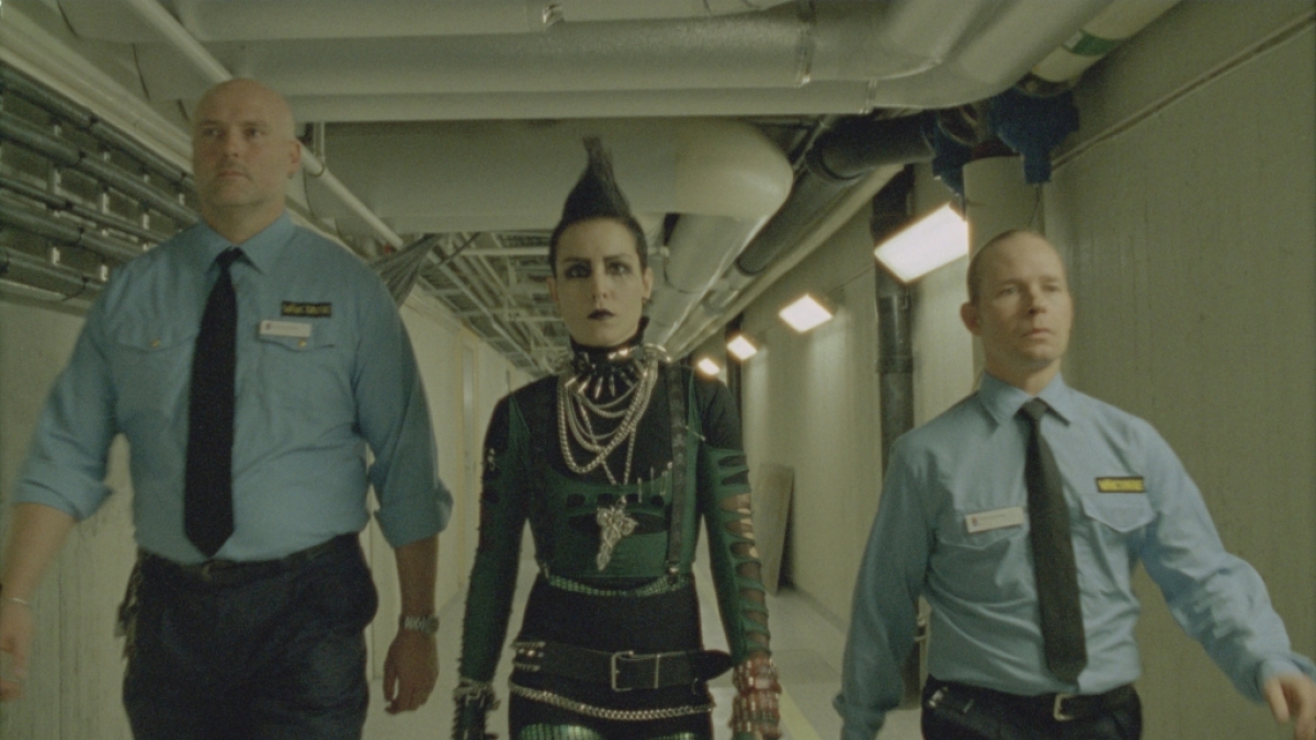 Lisbeth Salander (Noomi Rapace) sinnt in "Stieg Larsson: Vergebung" auf Rache. (Foto)