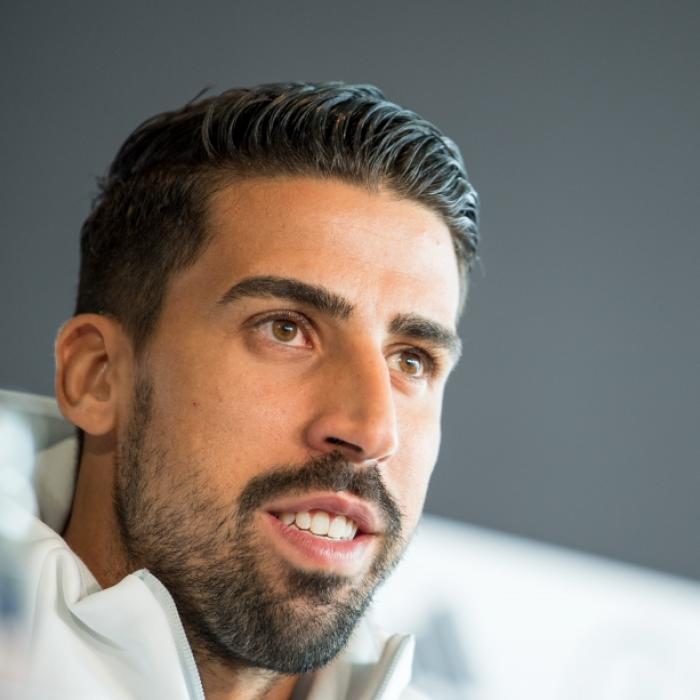 Das müssen Sie über den Ex-Fußballer wissen