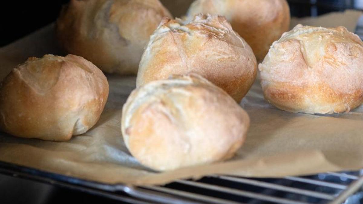 Die Stiftung Warentest hat Aufbackbr&ouml;tchen genauer unter die Lupe genommen. (Foto)