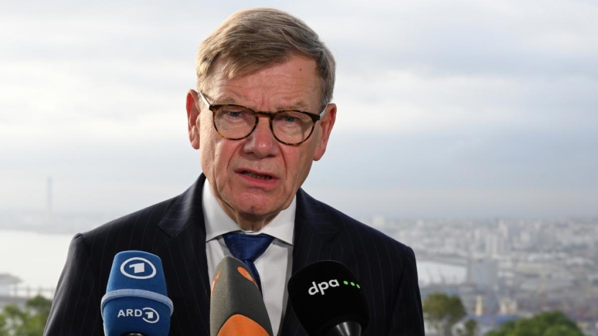 Johann Wadephul gibt ein Pressestatement (Archivbild). (Foto)