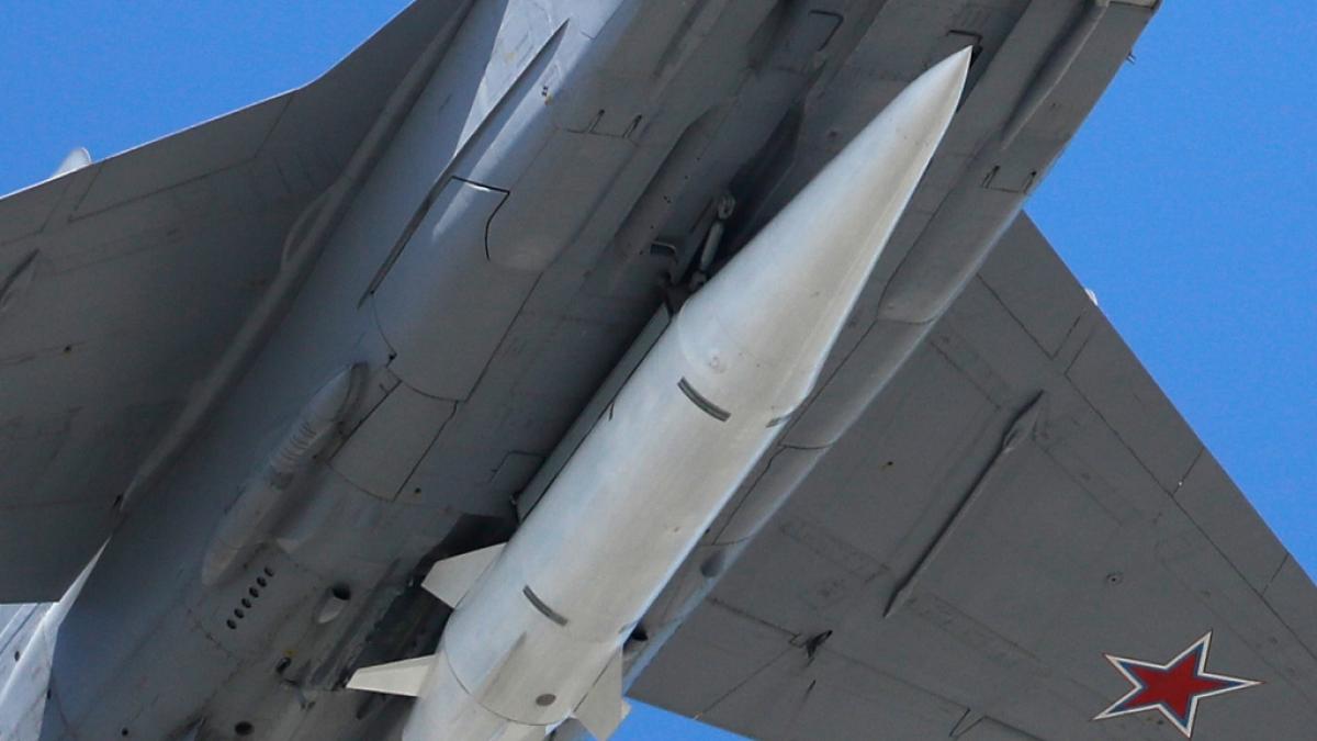 Putin blamiert sich mit seiner "unbesiegbaren" Hyperschallrakete "Kinschal". (Foto)