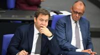 Abstimmungschaos und fehlende Transparenz: Für die Koalition unter Friedrich Merz (rechts) und Lars Klingbeil wird es ernst.