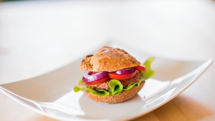 Vegane Burger im Test von Ökotest