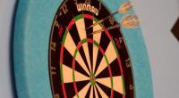 Bei World Grand Prix in Leicester müssen die Darts-Profis in einem besonderen Modus spielen, um Chancen auf den Finalsieg zu haben.