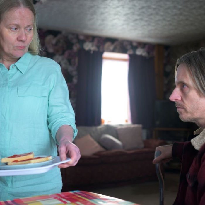 Wiederholung von Episode 2, Staffel 1 online und im TV