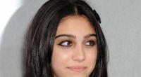 Lourdes Leon ist teil der neuen Kampagne von Mugler Fashion.