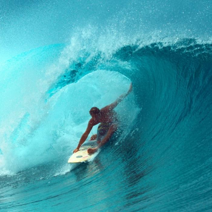 Todesursache unklar! Surf-Star tot in Hotel gefunden