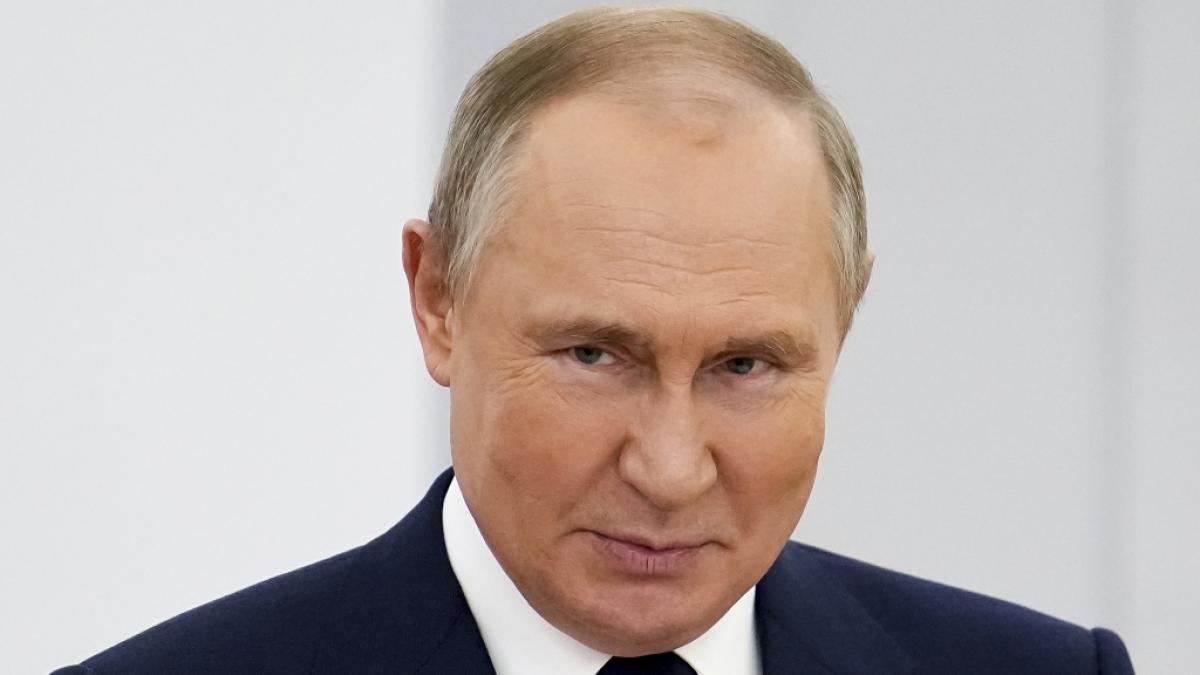 Wladimir Putin hat offenbar zahlreiche Spione in Gro&szlig;britannien. (Foto)