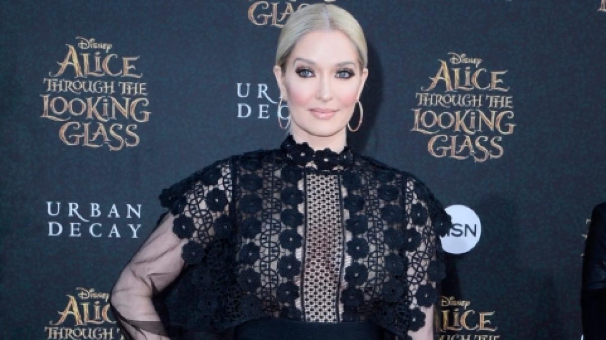 S&auml;ngerin und "Real Housewives"-Star Erika Jayne brachte ihre Fans gleich in mehreren Punkten gegen sich auf. (Foto)