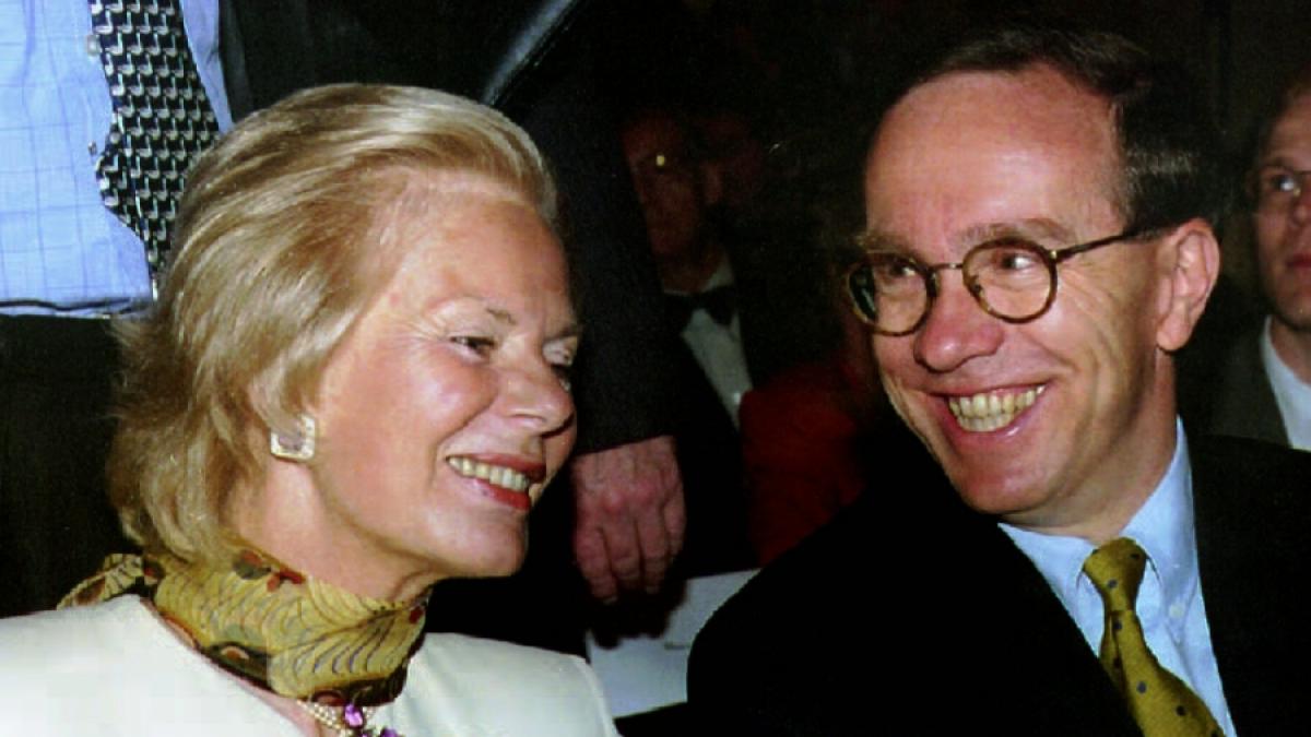 Herzogin Katharine von Kent, hier auf einem Foto ihres Besuches in Kiel im Sommer 1995, ist mit 92 Jahren gestorben. (Foto)