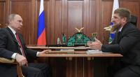 Ramsan Kadyrow (rechts) gilt als treuer Gefolgsmann von Wladimir Putin.
