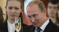 Ein Foto aus dem Jahr 2014 - auch hier ist Russlands Präsident Wladimir Putin in Feierlaune.