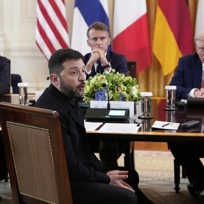 Neue Vermittlerrolle – Treffen mit Selenskyj und Putin im Gespräch