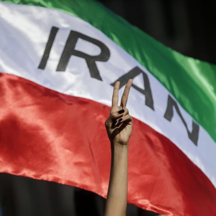Gewaltsame Proteste im Iran! Fußballer nach Verhaftung wieder frei
