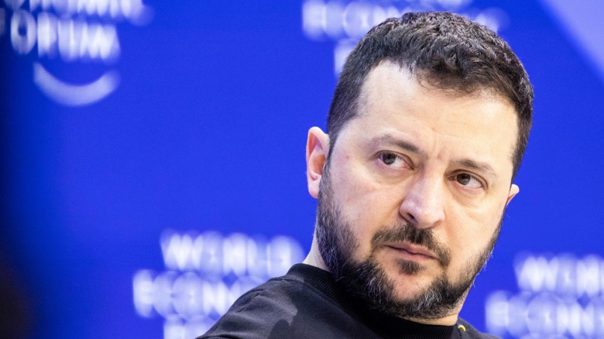 Pr&auml;sident Wolodymyr Selenskyj wollte Berichten zufolge seinen Oberbefehlshaber im Ukraine-Krieg feuern. (Foto)