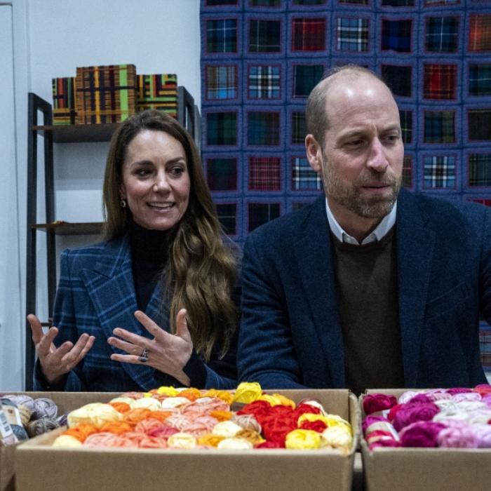 Zärtlicher Moment - royales Traumpaar zeigt sich innig wie nie