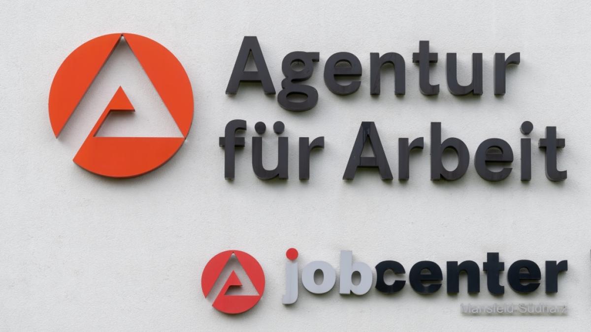 CDU-Vize Carsten Linnemann fordert eine Jobpflicht f&uuml;r Empf&auml;nger von Sozialleistungen. (Foto)