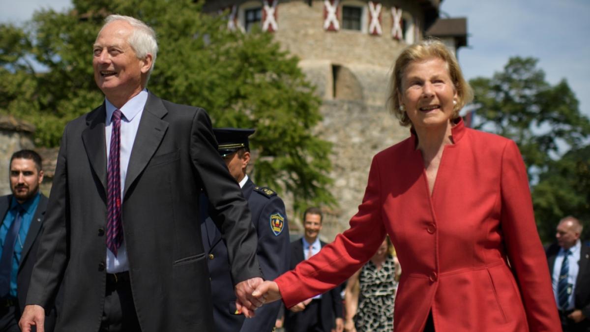 Trauer um Marie von und zu Liechtenstein: Die F&uuml;rstin, hier mit Ehemann F&uuml;rst Hans-Adam II., ist im Alter von 81 Jahren nach einem Schlaganfall gestorben. (Foto)