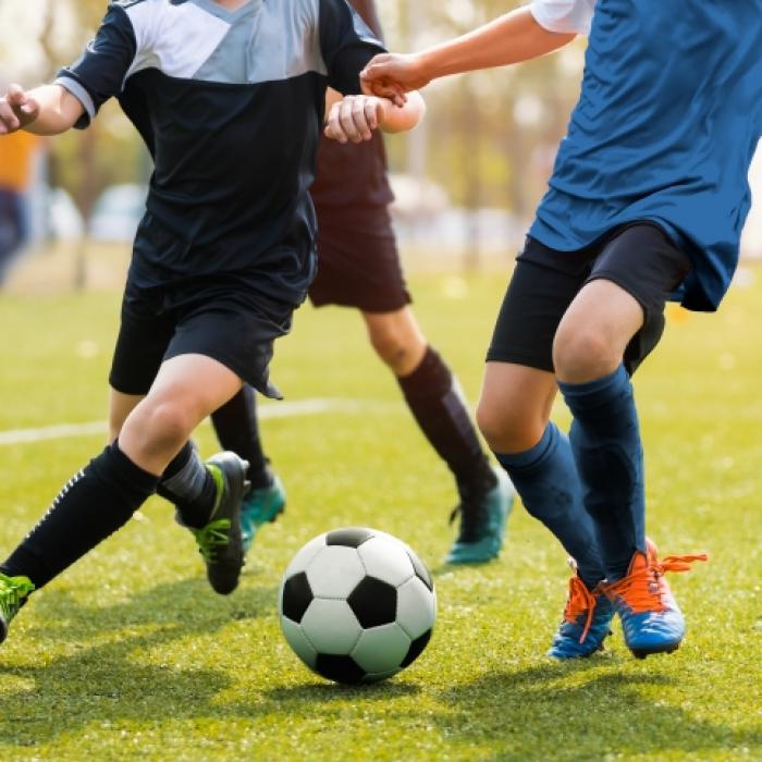 Fußball-Star bei Kneipenschlägerei totgeprügelt! Täter vor Gericht