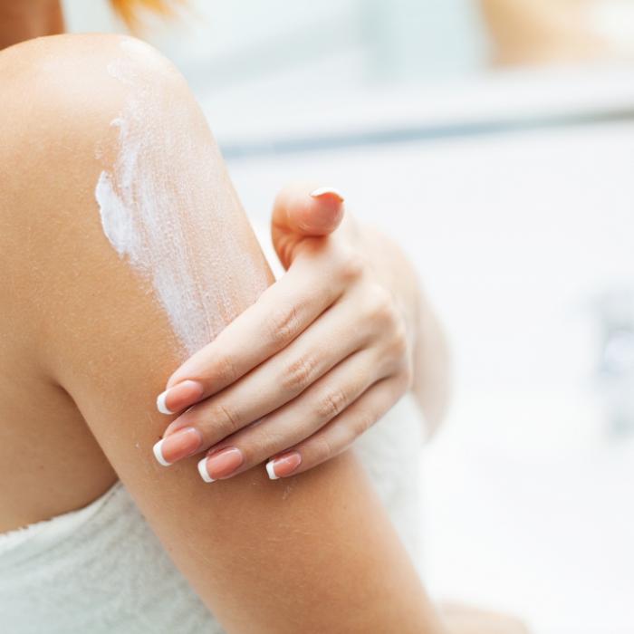 Walschleim, Blut, Läuse und Co.! So eklig ist unsere Kosmetik