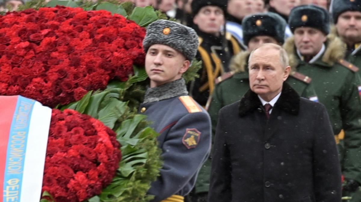 Wird der Alkoholkonsum der russischen Soldaten zum Problem f&uuml;r Wladimir Putin? (Foto)