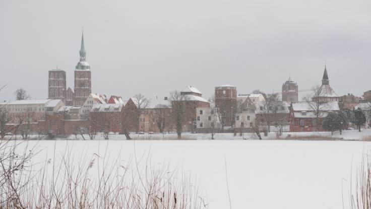 Nach den Schneefällen ist Mecklenburg-Vorpommern vielerorts weiß verhüllt.