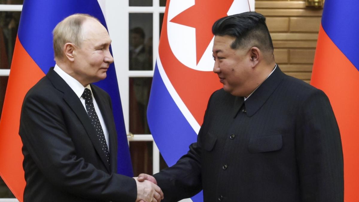 Ein russischer Agent soll eine Eisenbahnstrecke bei Jekaterinburg mit einem Munitionstransport aus Nordkorea gestoppt haben. (Foto)