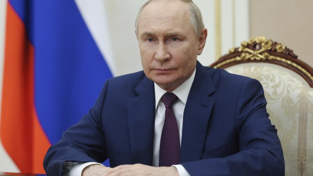 Die Warnungen sind unzweideutig: Schon in wenigen Monaten k&ouml;nnte Wladimir Putin bereit f&uuml;r einen Angriff auf die Nato sein und den Dritten Weltkrieg vom Zaun brechen. (Foto)