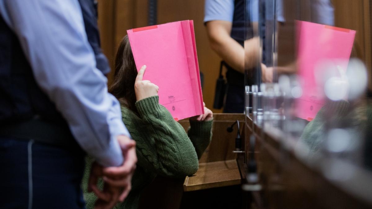 Im Mordfall Greta (3) hat der Prozess gegen eine angeklagte Kita-Erzieherin begonnen. (Foto)